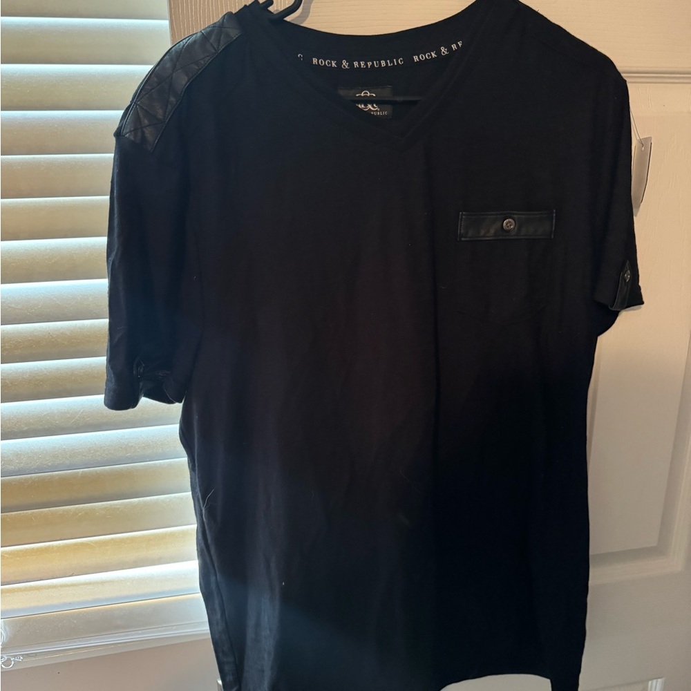 Rock & Republic Black Short Sleeve Tee